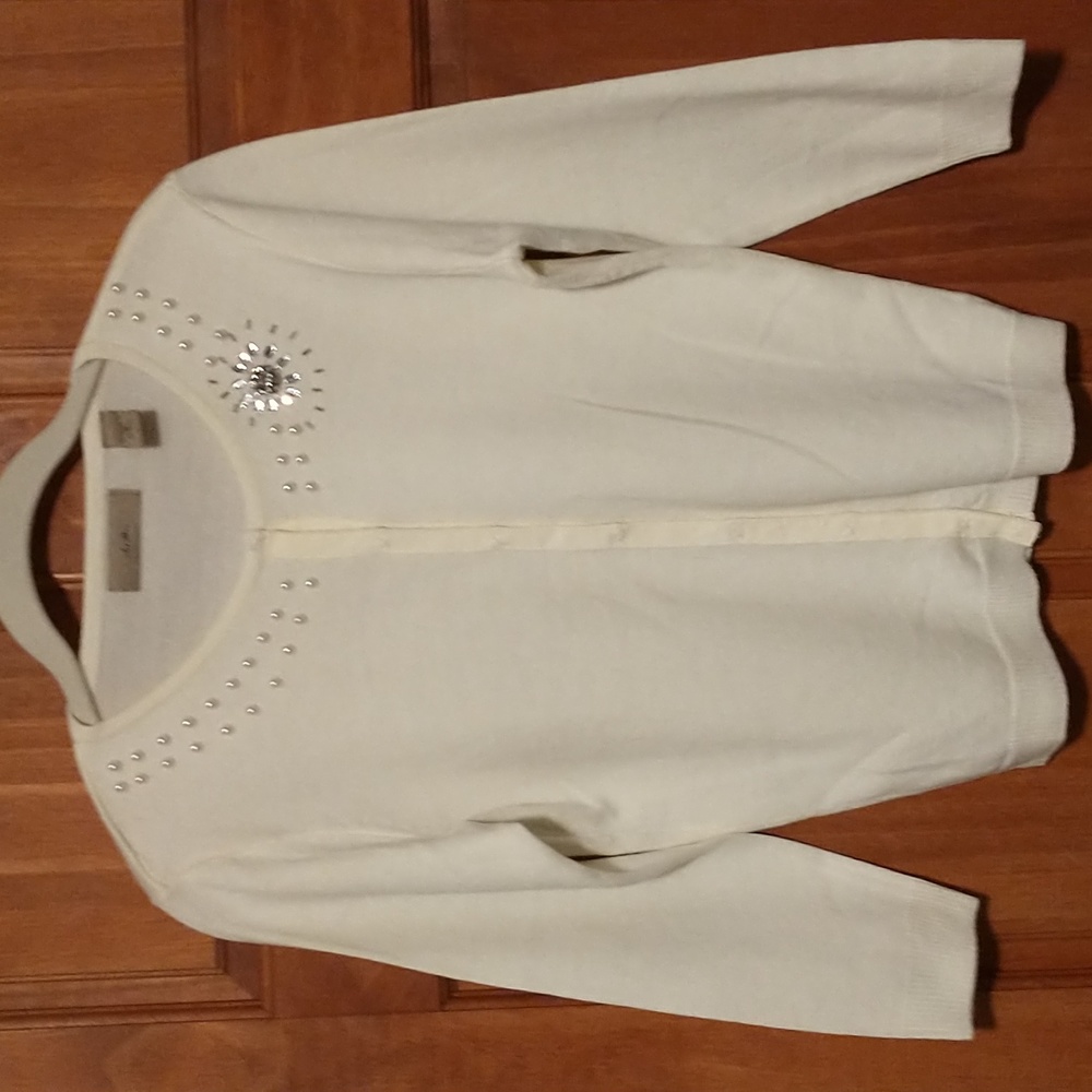 i.e. woman's size S 3/4 sleeve lightweight cardigan w beads, faux gems